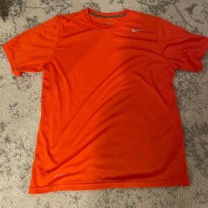 NWOT Nike Men’s shirt - Orange, Size Medium